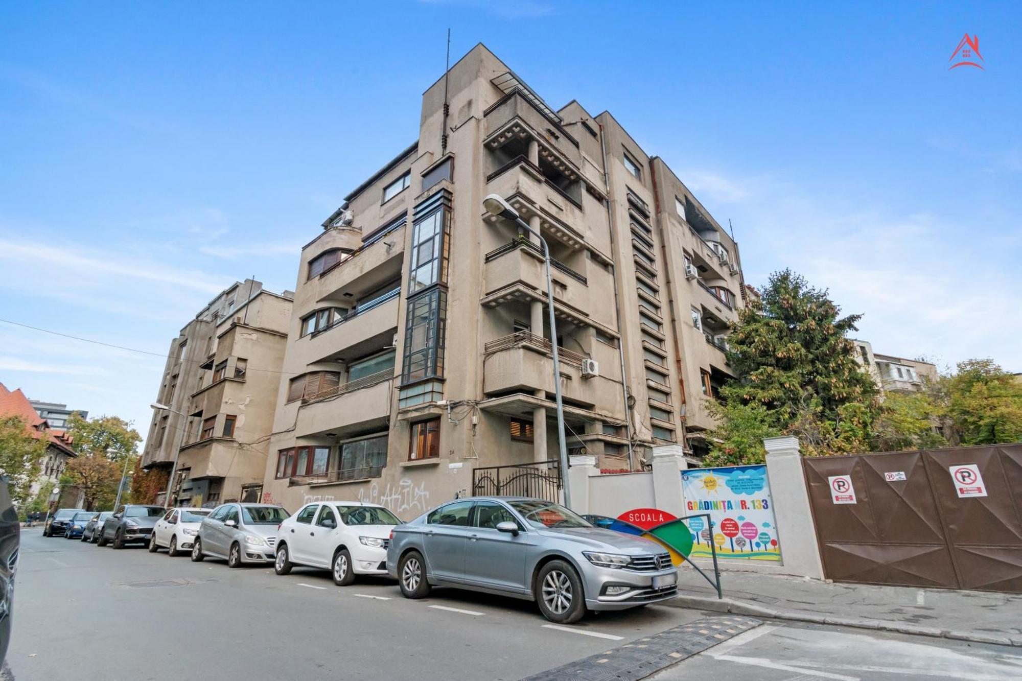Central Town Cosy Apartment Bucarest Esterno foto